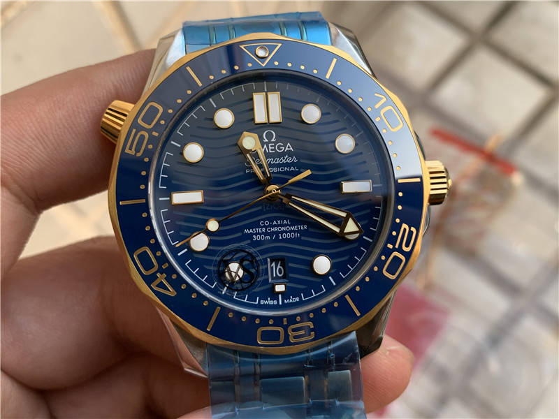 VS厂欧米茄海马300间金蓝盘腕表评测（VS厂海马300间金细节如何）  第2张
