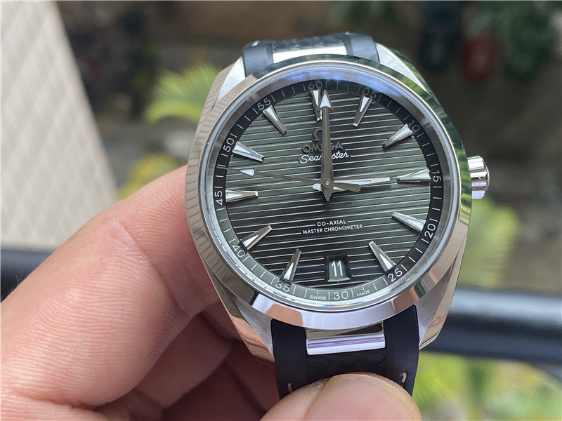VS厂欧米茄绿海马150细节评测（VS厂海马150绿海马怎么样）  第1张