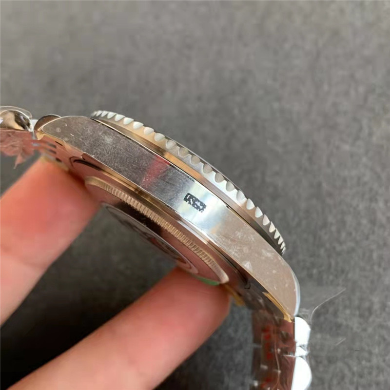 C厂劳力士格林尼治红蓝圈对比正品评测（C厂劳力士红蓝圈真假对比怎么样）  第6张