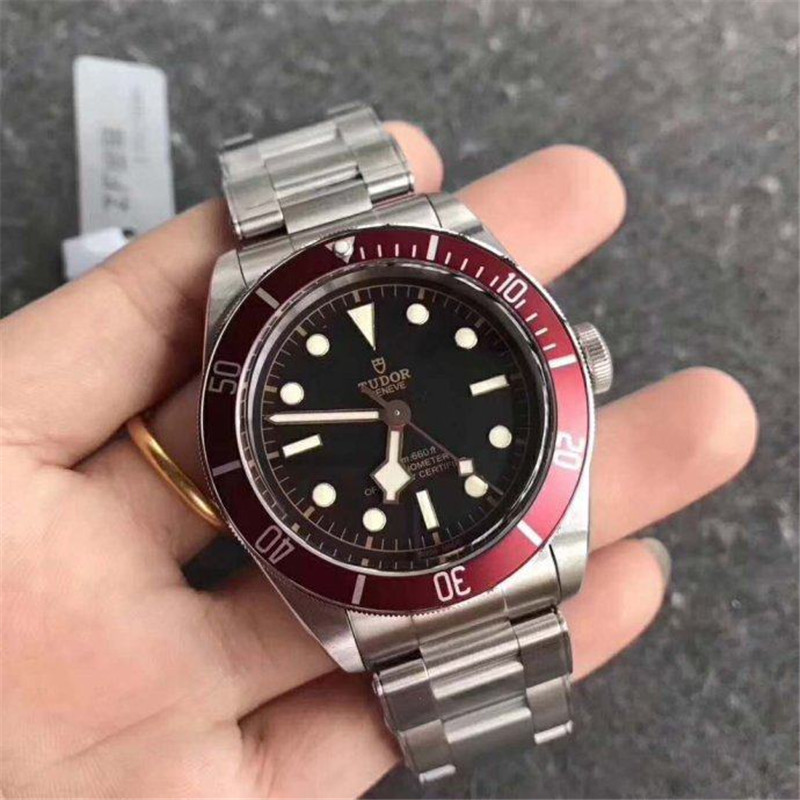 ZF厂帝舵79220R小红花评测（ZF帝舵79220R小红花细节怎么样）  第1张